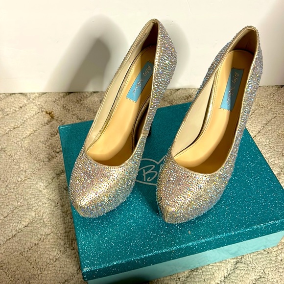 Platform Bling Pumps - Picture 2 of 6